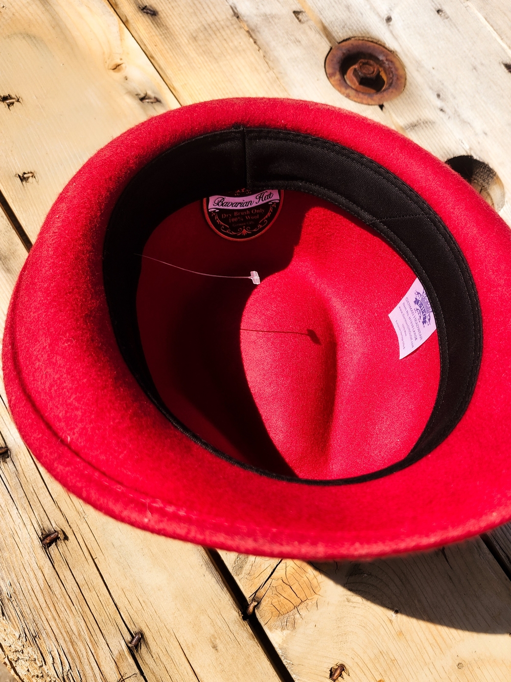 German Headwear Bavarian Alpine Hat Red 100% Wool Large Feather Oktoberfest - Picture 2 of 6